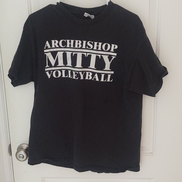 Lot of 4 Archbishop Mitty Shirts - Picture 3 of 3